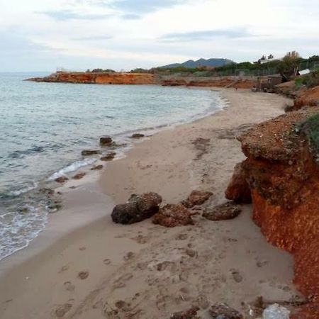Sunshine'S House Near The Beach, 10 Min From The Airport Artemida  Exterior photo
